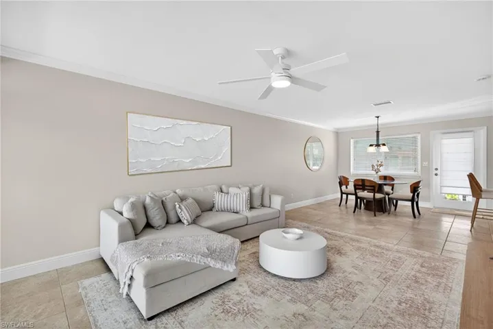 1550 Gulf Shore Blvd N E6, Naples, Florida 34102