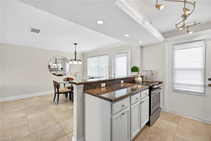 1550 Gulf Shore Blvd N E6, Naples, Florida 34102