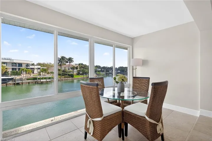 1550 Gulf Shore Blvd N E6, Naples, Florida 34102