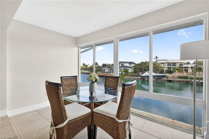 1550 Gulf Shore Blvd N E6, Naples, Florida 34102