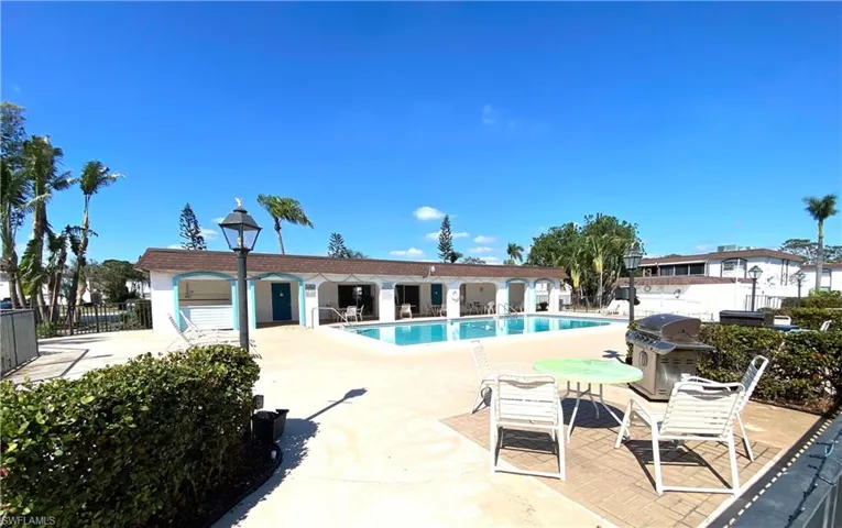 2828  Jackson  ST, Fort Myers, FL 33901