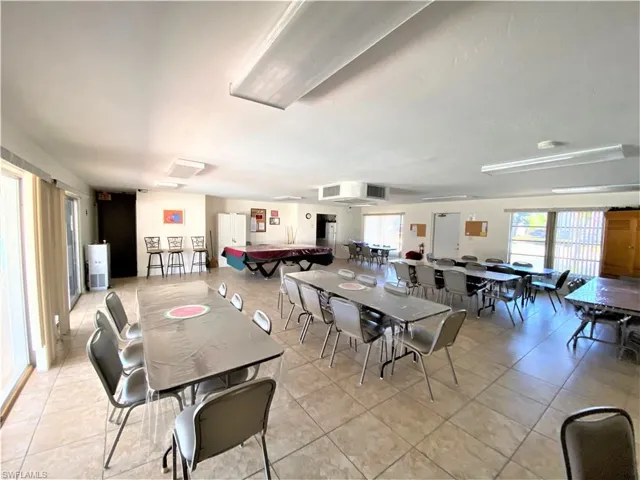 2828  Jackson  ST, Fort Myers, FL 33901