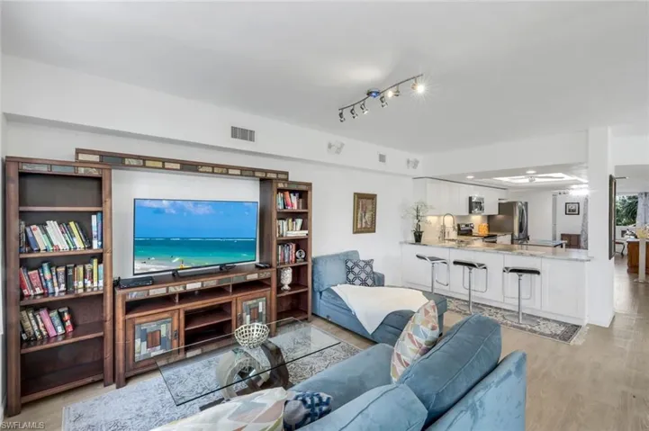 3330 Crossings Ct 301, Bonita Springs, Florida 34134