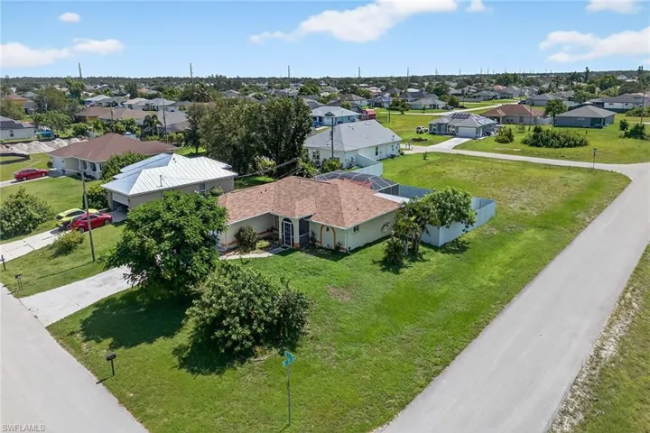 2521 NE 1st  PL, Cape Coral, FL 33909