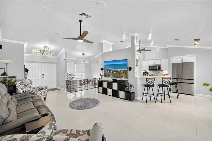 2521 NE 1st  PL, Cape Coral, FL 33909