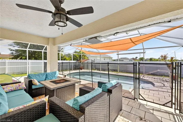 2521 NE 1st  PL, Cape Coral, FL 33909