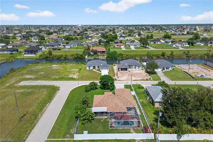 2521 NE 1st  PL, Cape Coral, FL 33909