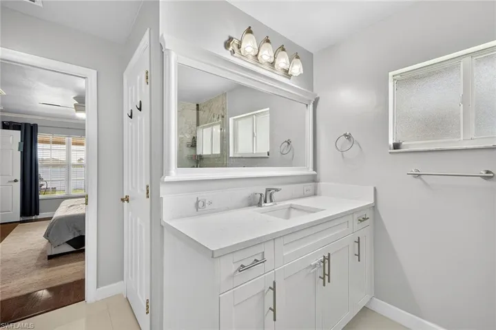 2521 NE 1st  PL, Cape Coral, FL 33909