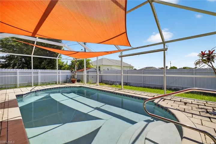 2521 NE 1st  PL, Cape Coral, FL 33909