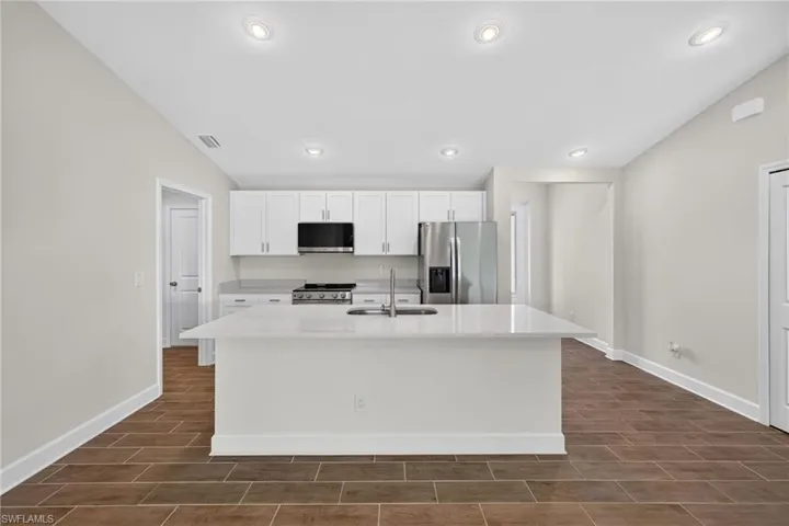 312 Nw 18th Ave, Cape Coral, Florida 33993