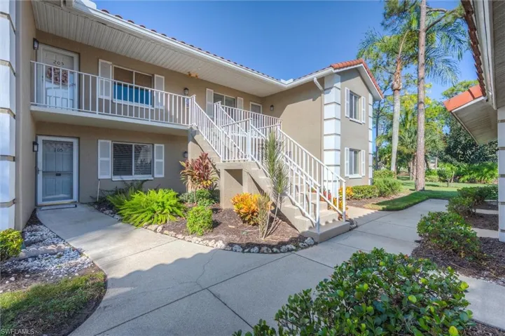 5875 Cobblestone Ln # D105, Naples, Florida 34112