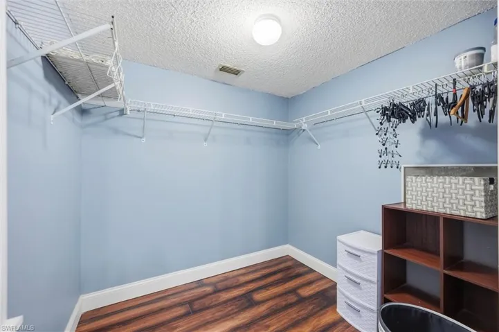 5875 Cobblestone Ln # D105, Naples, Florida 34112