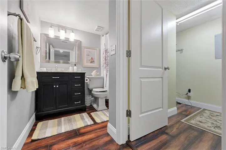 5875 Cobblestone Ln # D105, Naples, Florida 34112