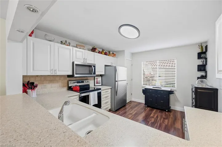 5875 Cobblestone Ln # D105, Naples, Florida 34112
