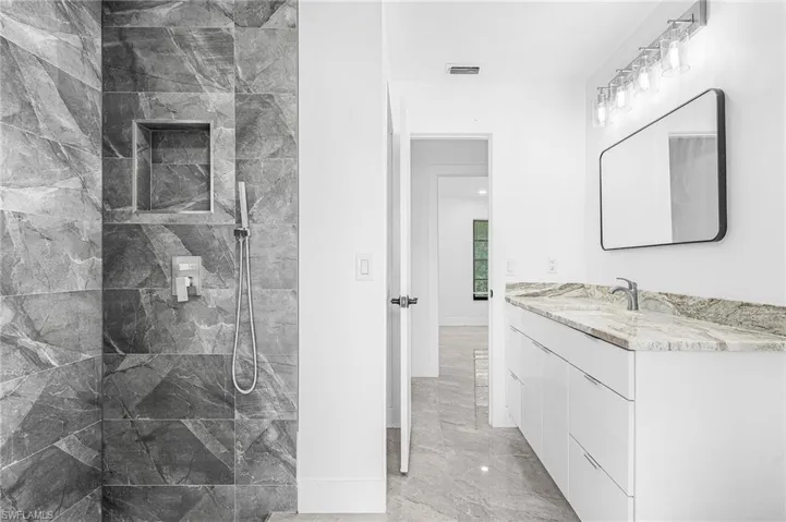 Second bathroom.