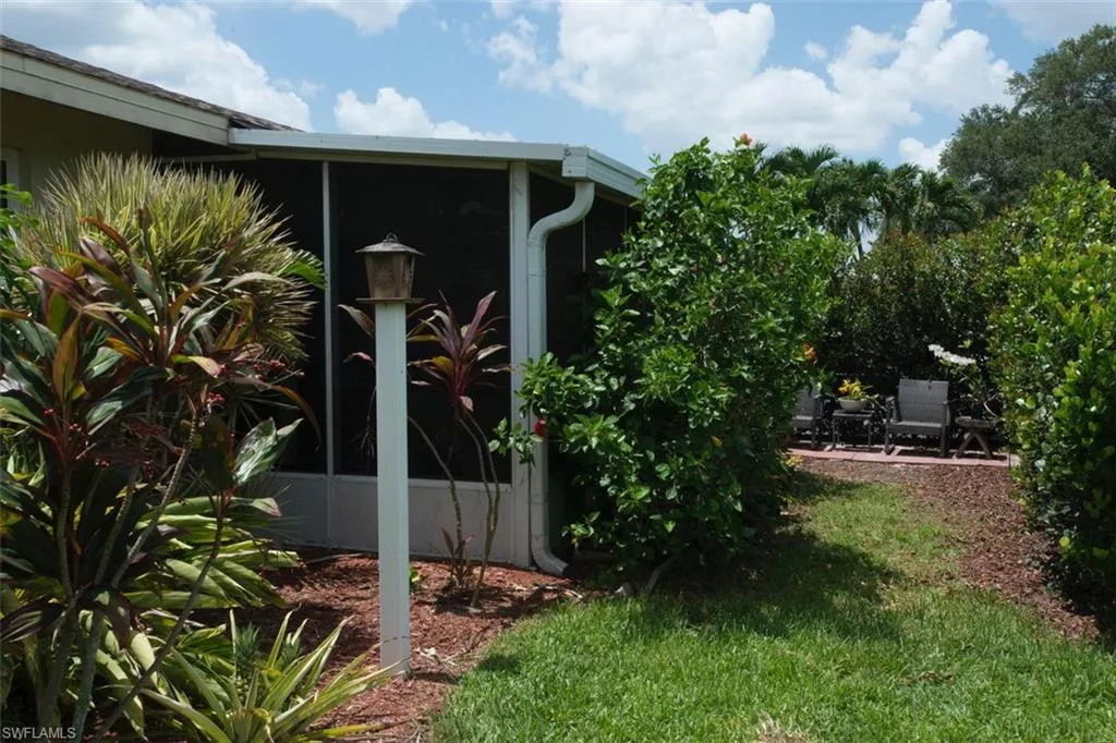 30 Glades BLVD, Naples, FL 34112,224083388
