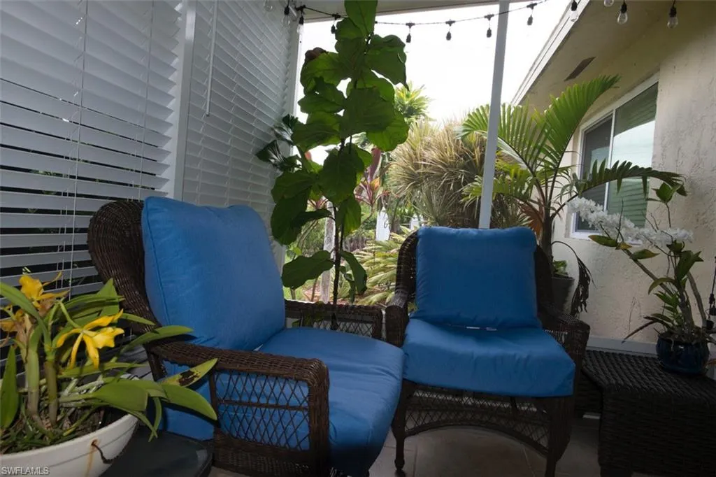 30 Glades BLVD, Naples, FL 34112,224083388