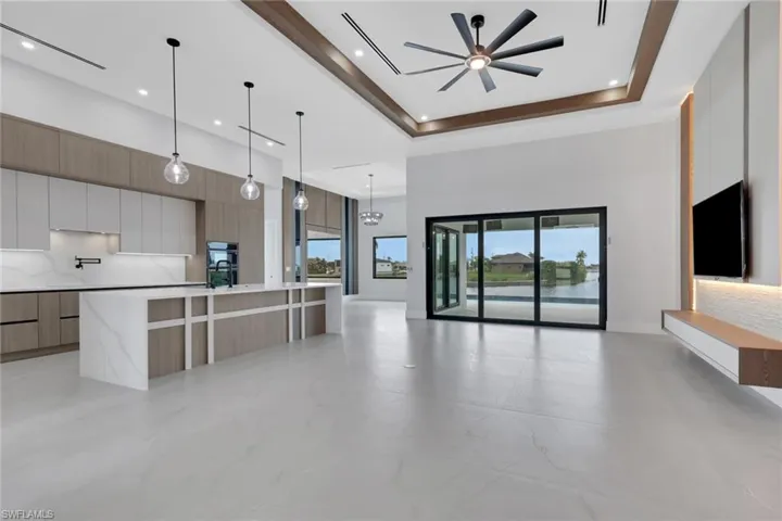 3016 6th Ter, Cape Coral, Florida 33993