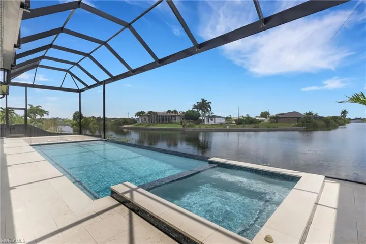 3016 6th Ter, Cape Coral, Florida 33993