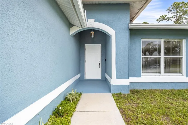 148 Ocean Park Dr, Lehigh Acres, Florida 33972