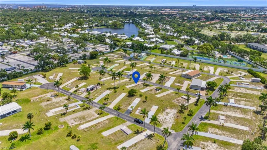 31  Dogwood  WAY, Fort Myers, FL 33908