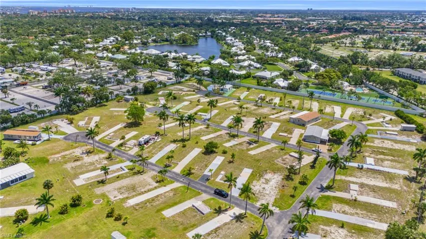31  Dogwood  WAY, Fort Myers, FL 33908