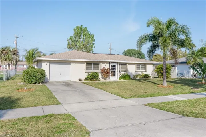 4519  Orange Grove  BLVD, North Fort Myers, FL 33903