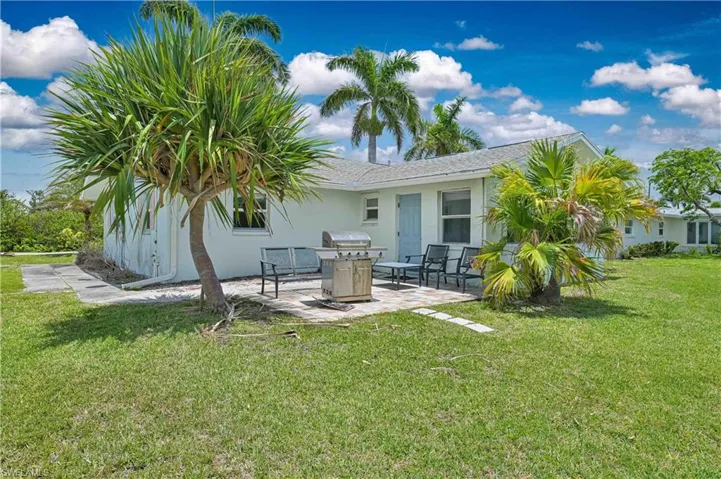16427 Porto Bello St, Bokeelia, Florida 33922