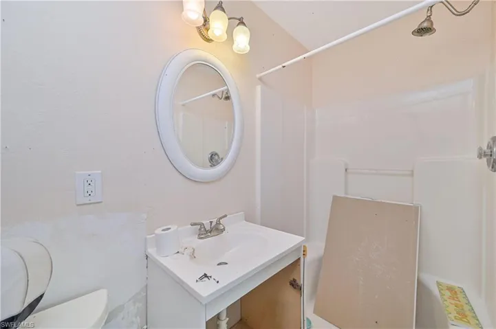 16427 Porto Bello St, Bokeelia, Florida 33922