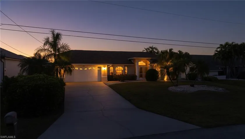 4532 Sw 17th Ave, Cape Coral, Florida 33914
