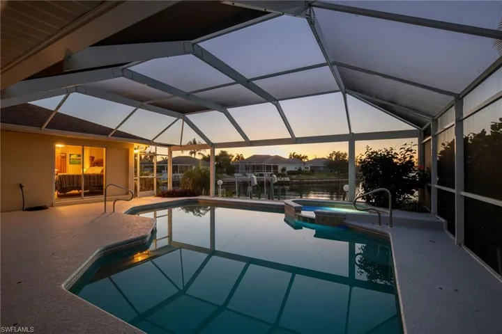 4532 Sw 17th Ave, Cape Coral, Florida 33914
