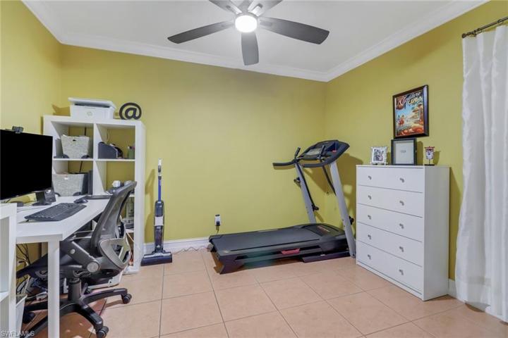 2243  Hunter  BLVD, Naples, FL 34116