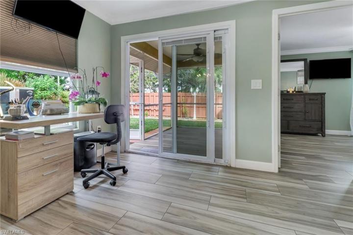 2243  Hunter  BLVD, Naples, FL 34116