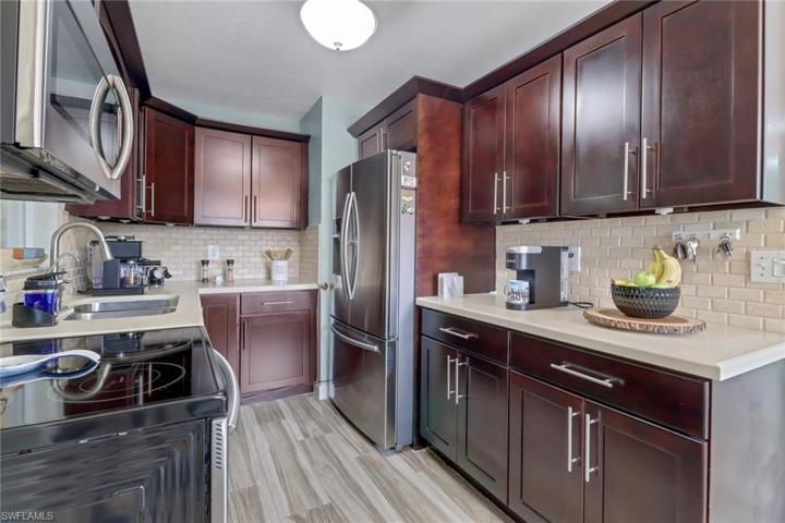 2243  Hunter  BLVD, Naples, FL 34116