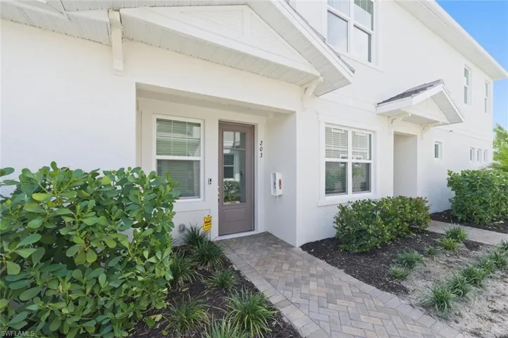 4551 Arboretum Cir 203, Naples, Florida 34112