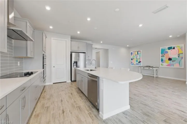 4551 Arboretum Cir 203, Naples, Florida 34112
