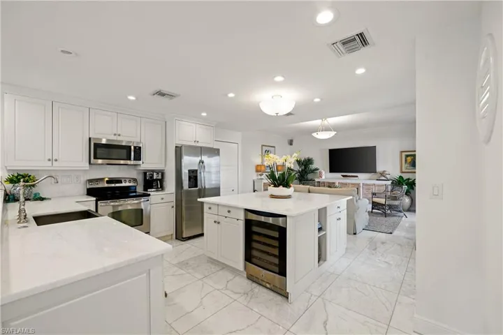 292 14th Ave S A, Naples, Florida 34102