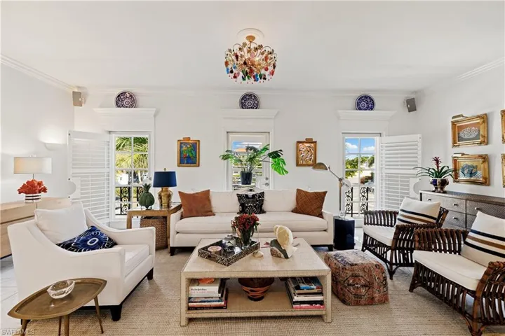 292 14th Ave S A, Naples, Florida 34102