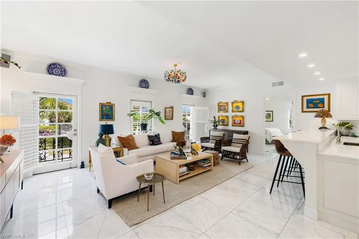 292 14th Ave S A, Naples, Florida 34102
