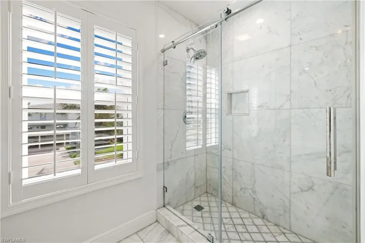 292 14th Ave S A, Naples, Florida 34102
