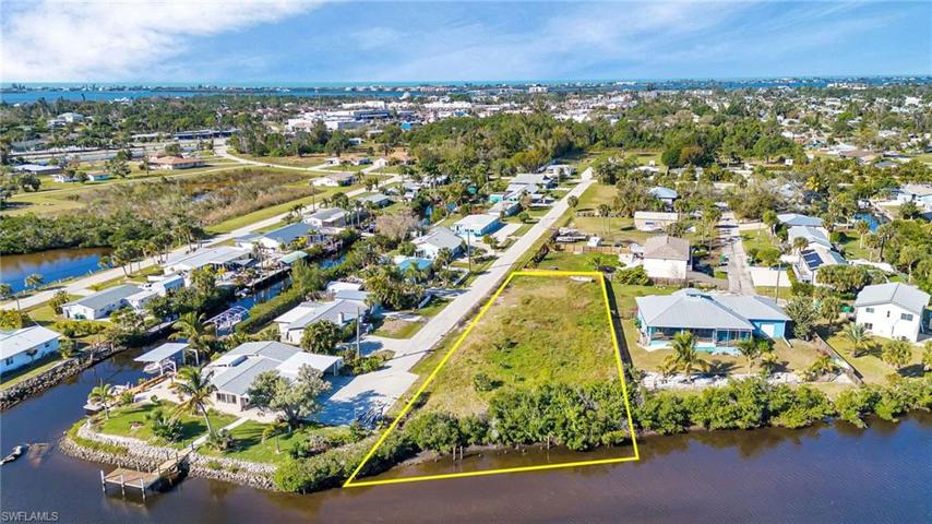 1064 Alston LN, ENGLEWOOD FL 34223