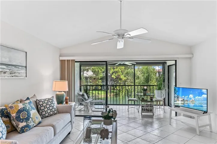 500  Misty Pines  CIR, Naples, FL 34105