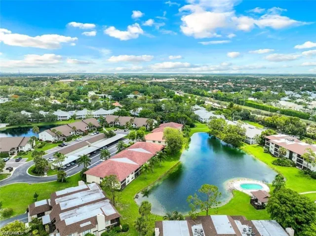 500  Misty Pines  CIR, Naples, FL 34105