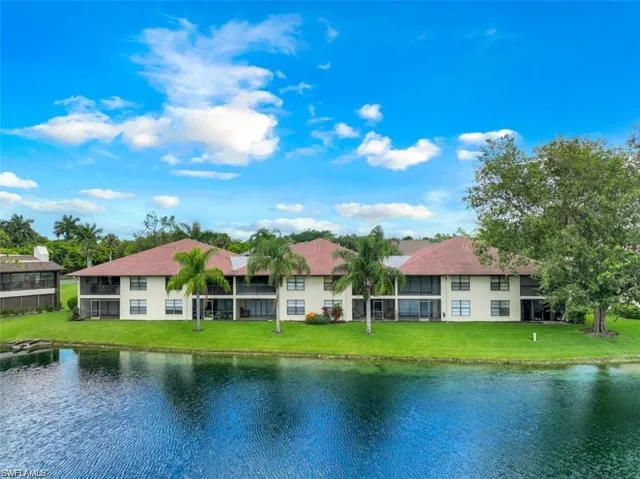 500  Misty Pines  CIR, Naples, FL 34105