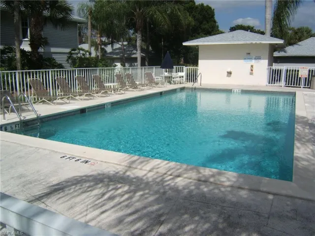 500  Misty Pines  CIR, Naples, FL 34105