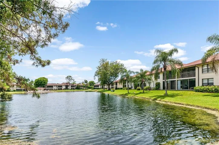 500  Misty Pines  CIR, Naples, FL 34105