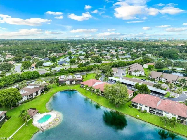 500  Misty Pines  CIR, Naples, FL 34105