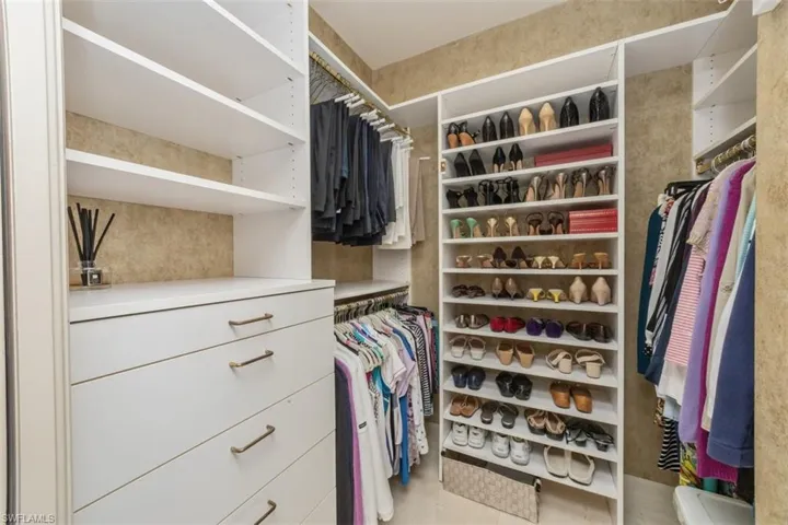 View of walk in closet
