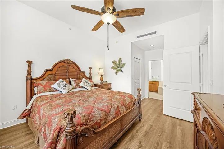 4182 Bay Beach Ln 722, Fort Myers Beach, Florida 33931
