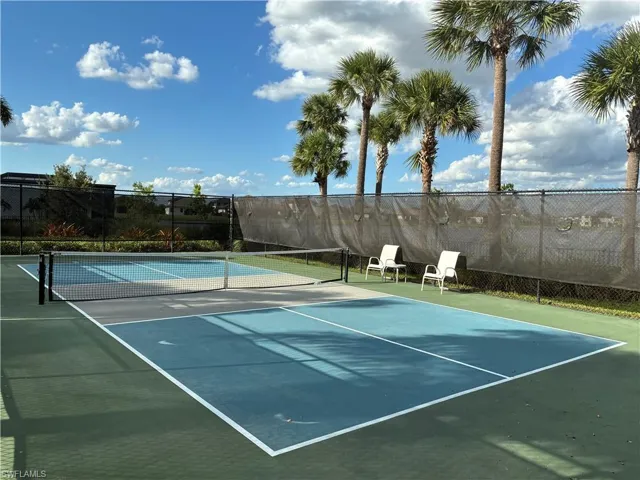 Pickleball court